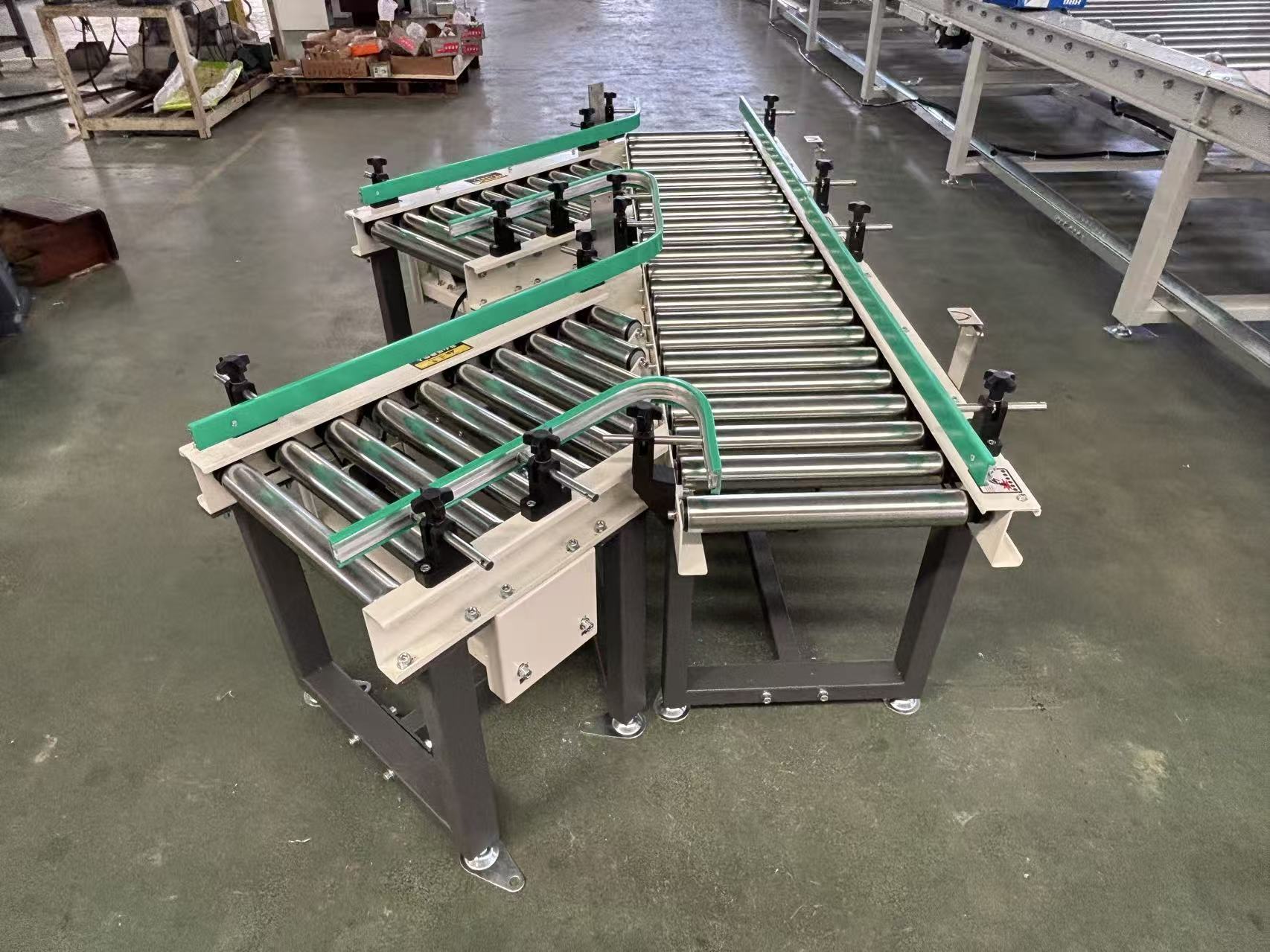 Converging and Diverging Roller Conveyor System 604c4d66c17e5f850cbf981aa2d4d491