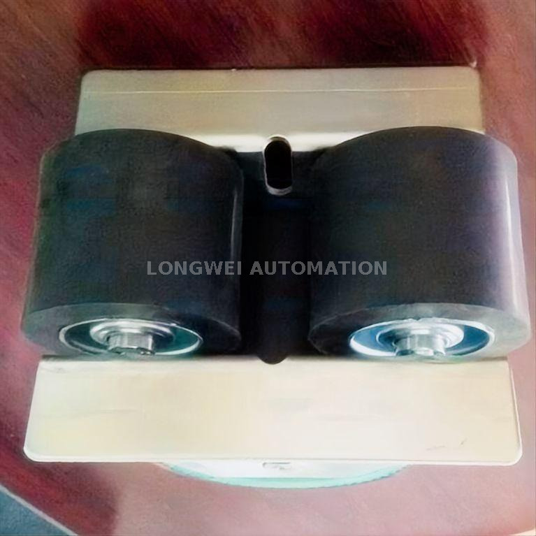 유럽/호주 표준 팔레트용 드롭인 외부 브레이크 롤러