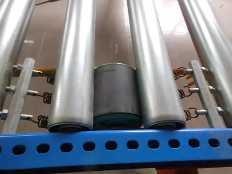 팔레트 플로우 랙 용 브레이크 롤러